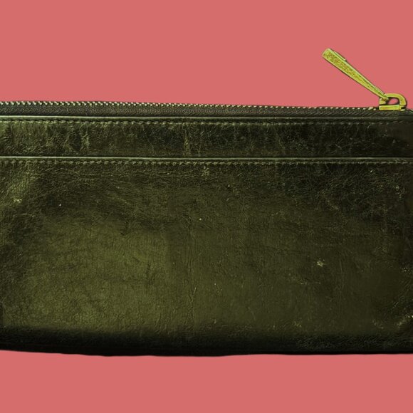 Marc Jacobs Black Leather Wallet with Gold Hardware EUC - Picture 5 of 12